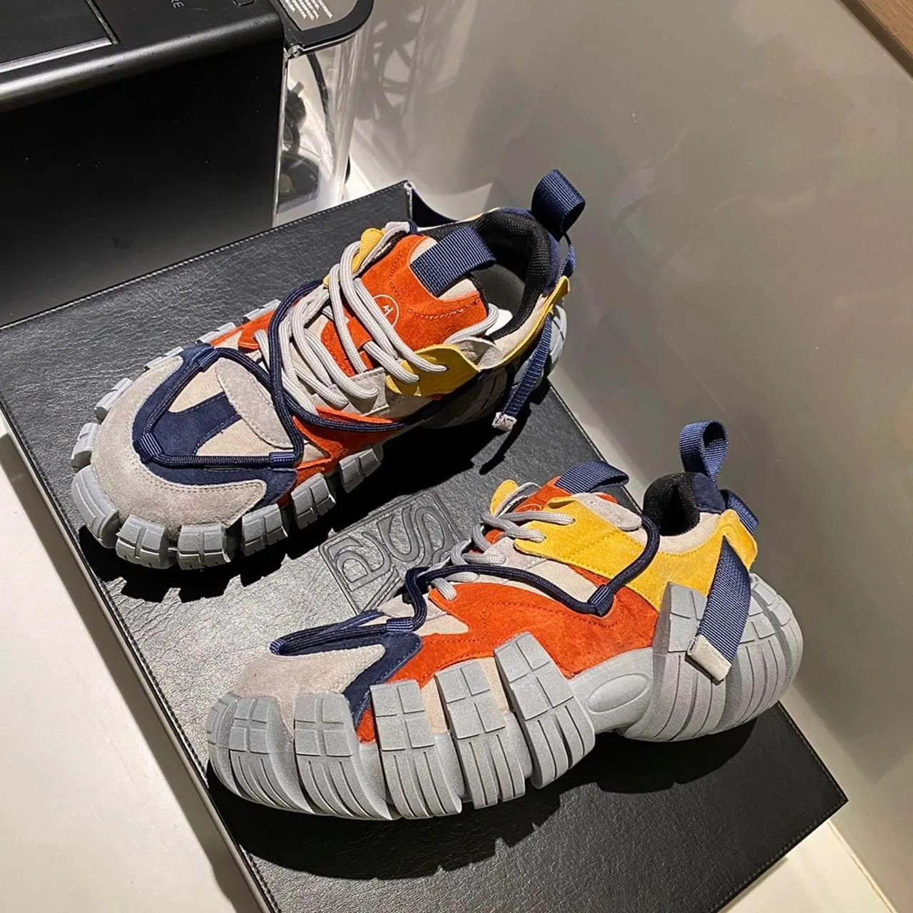 Color-Blocked Comfy Trendy Platform Shoes for Outdoor Walking Jogging Camping, All Seasons Men's Lace Up Sneakers