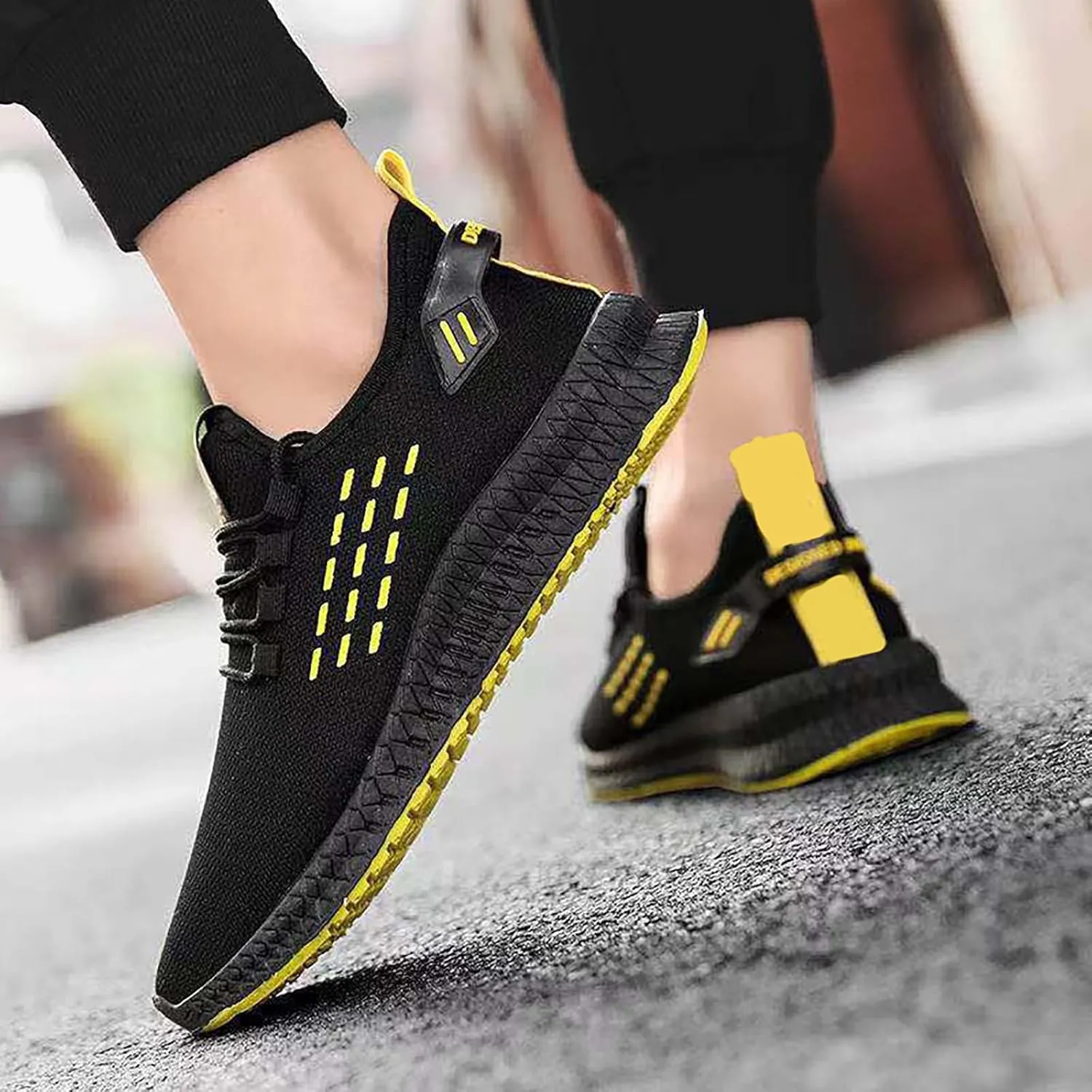 Men's Sports Shoes Lace Up Low Top Sneaker Mesh Lightweight Breathable Running Shoes Casual Non-Slip Fly Woven Casual Sneaker